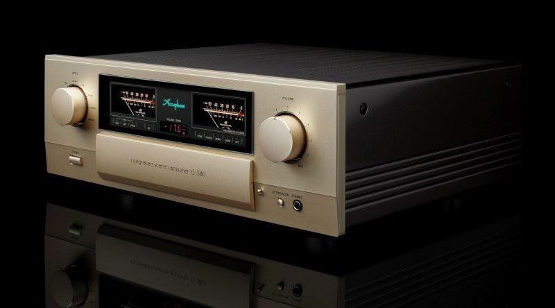 Amply Accuphase E370