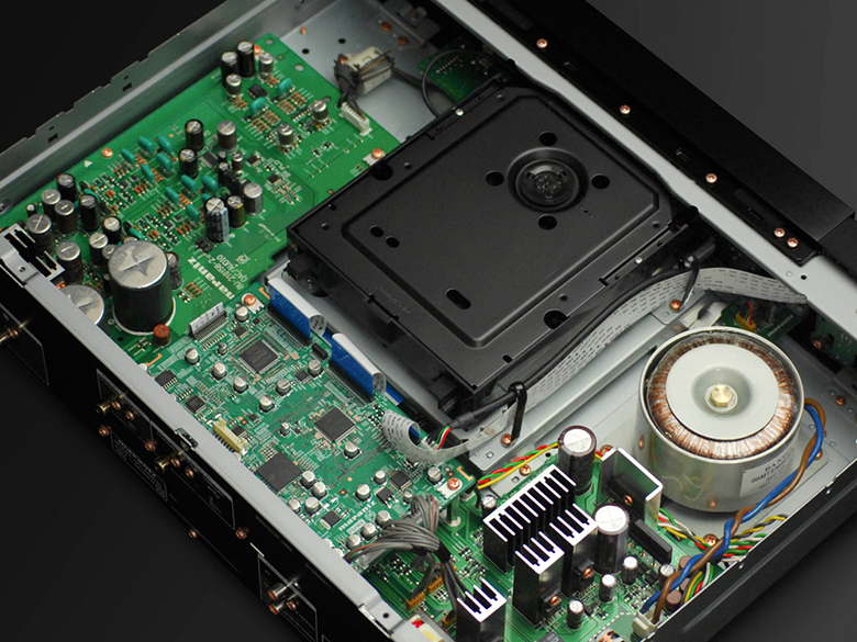 Đầu Denon DCD-1600NE