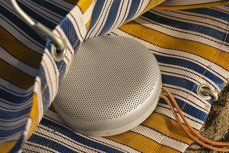 loa b&o beosound a1 hợp thời trang