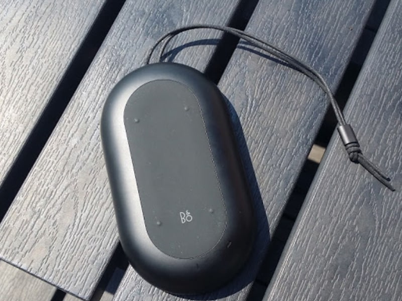 Loa B&O BeoPlay P2 nhỏ gọn