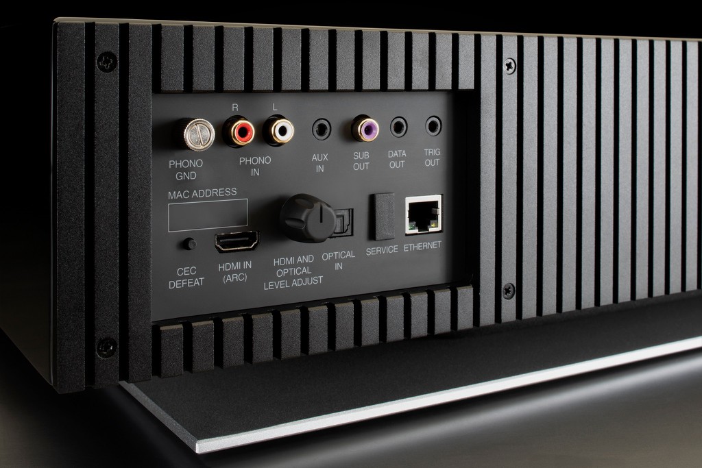 Loa Blueooth Hi-end McIntosh RS250