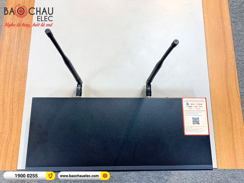 Micro không dây BCE U900 Plus X (New 2021)