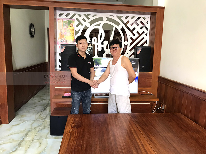 Anh Kiểm rất hài lòng về chất lượng bộ dàn cũng như sự nhiệt tình, chuyên nghiệp của đội ngũ kỹ thuật viên Bảo Châu Elec Biên Hòa