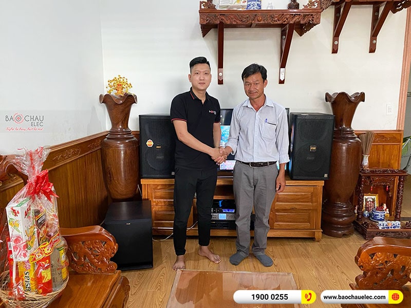 Dàn karaoke của gia đình anh Minh