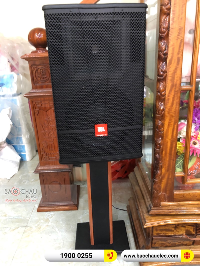 Dàn karaoke của gia đình anh Sênh