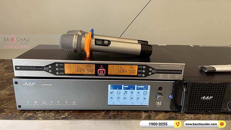 Dàn karaoke của gia đình anh Hưng