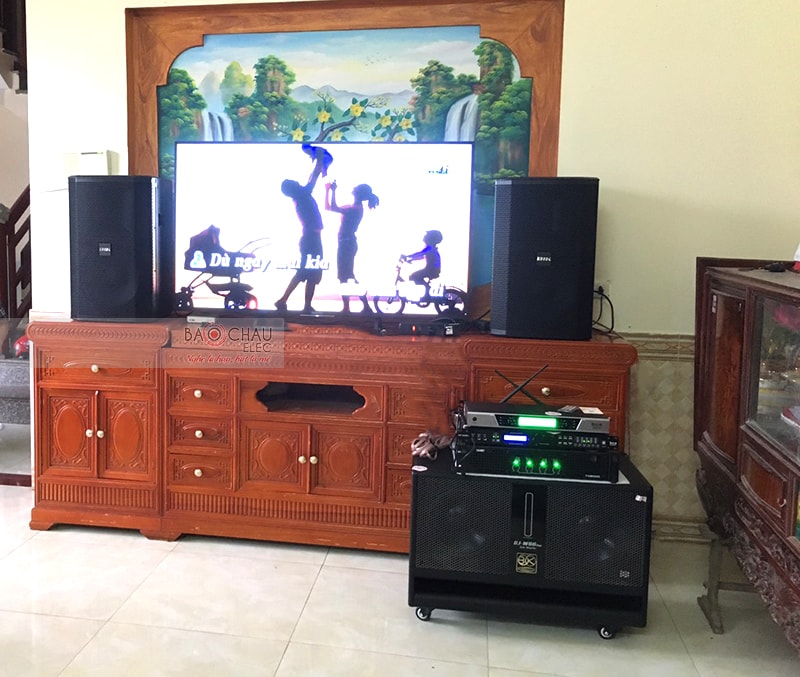 Tổng thể dàn karaoke của gia đình anh Ninh sau khi được đội ngũ kỹ thuật viên của Bảo Châu Elec lắp đặt hoàn thiện