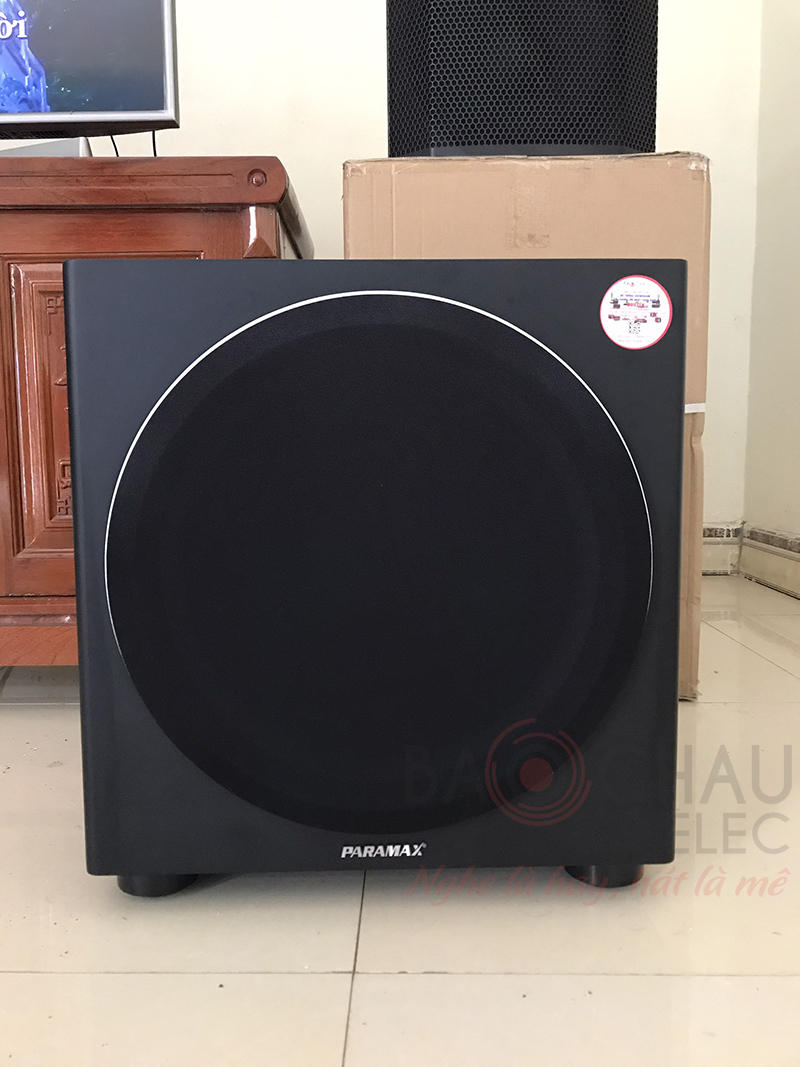 Sub điện Paramax 1000 trang bị củ bass 30cm, chạy mạch Class D, đem đến chất âm trầm hoàn hảo ở những dải tần thấp