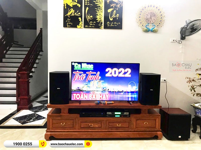 Dàn karaoke của gia đình anh Vinh