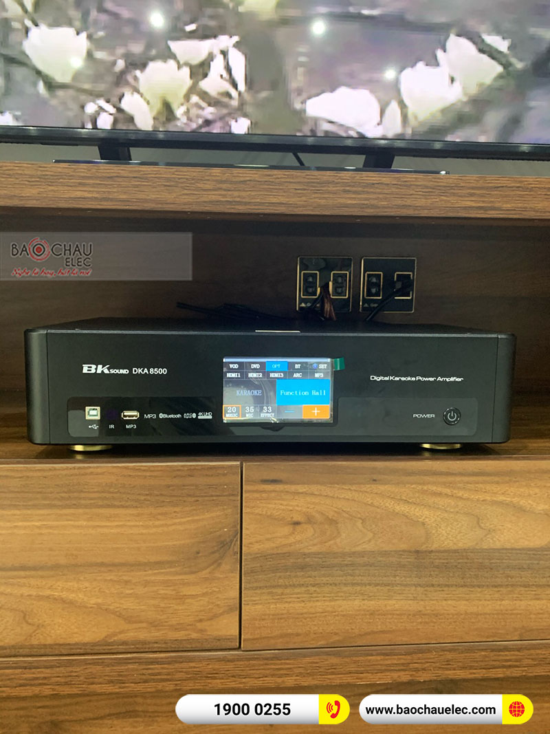 Dàn karaoke của gia đình anh Dũng