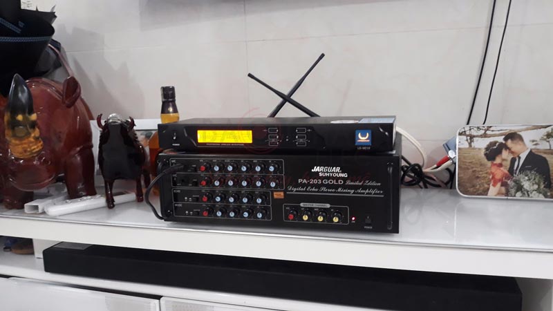 Lắp đặt d&agrave;n karaoke hơn 16 triệu cho gia đ&igrave;nh anh Danh - Q13 (TP HCM)