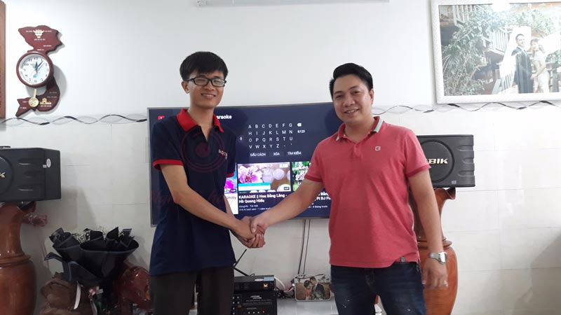Lắp đặt d&agrave;n karaoke hơn 16 triệu cho gia đ&igrave;nh anh Danh - Q13 (TP HCM)