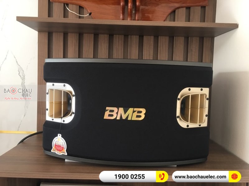 Dàn karaoke của gia đình anh Hiển