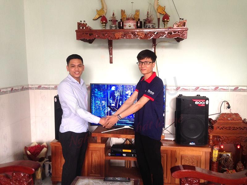 Lắp đặt dàn karaoke gần 26 triệu cho gia đình anh Bồng ở Trảng Dài (Biên Hoà)