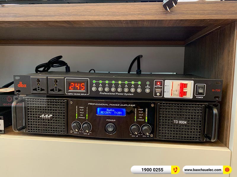 Dàn karaoke của gia đình anh Đoàn