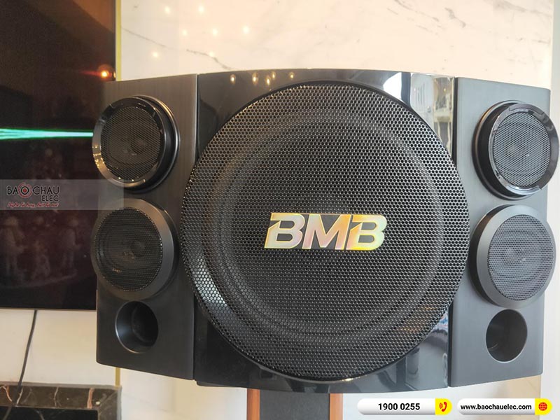 Dàn karaoke của gia đình anh Nghị