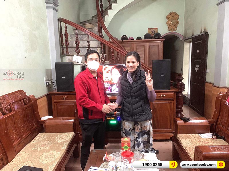 Dàn karaoke của gia đình anh Thoan