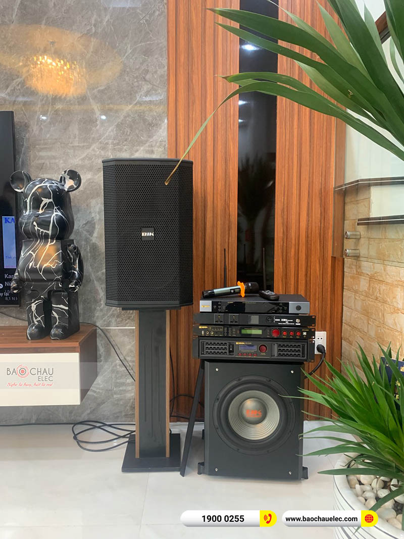 Dàn karaoke của gia đình anh Giang