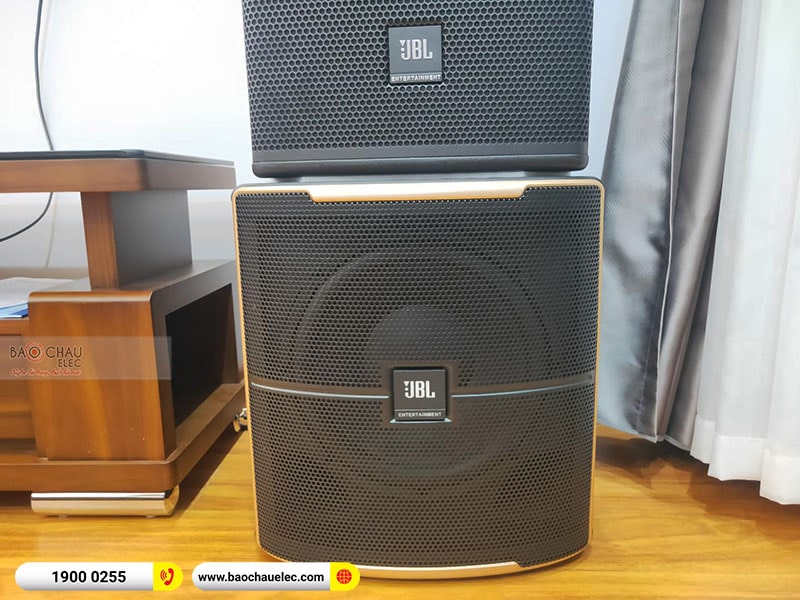 Dàn karaoke của gia đình anh Nam