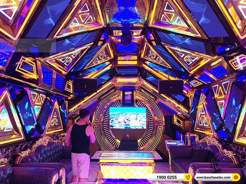 Dàn karaoke của gia đình anh Sang