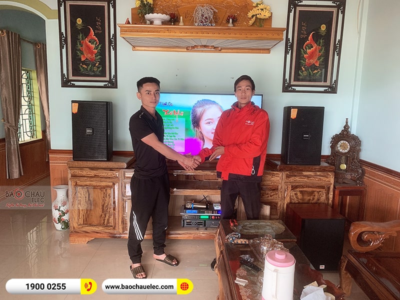 Dàn karaoke của gia đình anh Phú