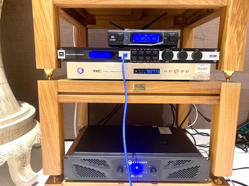 Dàn karaoke JBL VIP cho gia đình anh Hà ở HCM h3