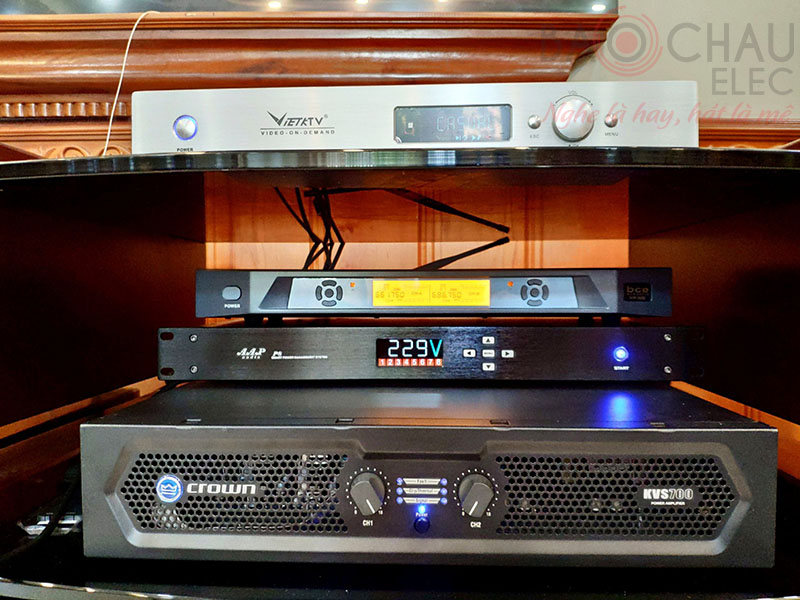 Đầu karaoke VietKTV HD Plus 4TB là mẫu đầu ổ cứng thế hệ mới, dung lượng tới 4TB sử dụng chuyên dụng cho karaoke với âm thanh stereo sống động, hình ảnh sống động 