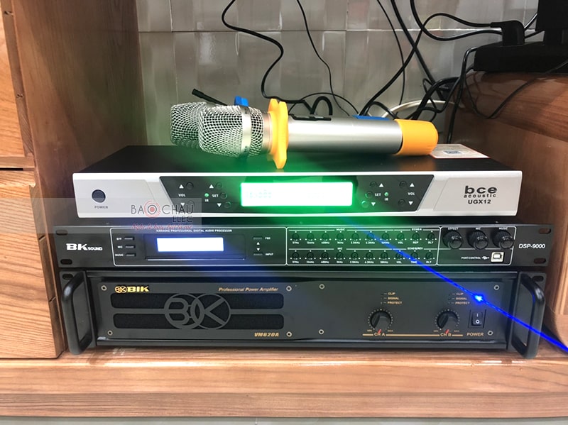 Cục đẩy 2 kênh BIK VM 620A kết hợp cùng vang số chỉnh cơ BKsound DSP9000 giữ nhiệm vụ xử lý và khuếch đại âm thanh ra loa hay nhất