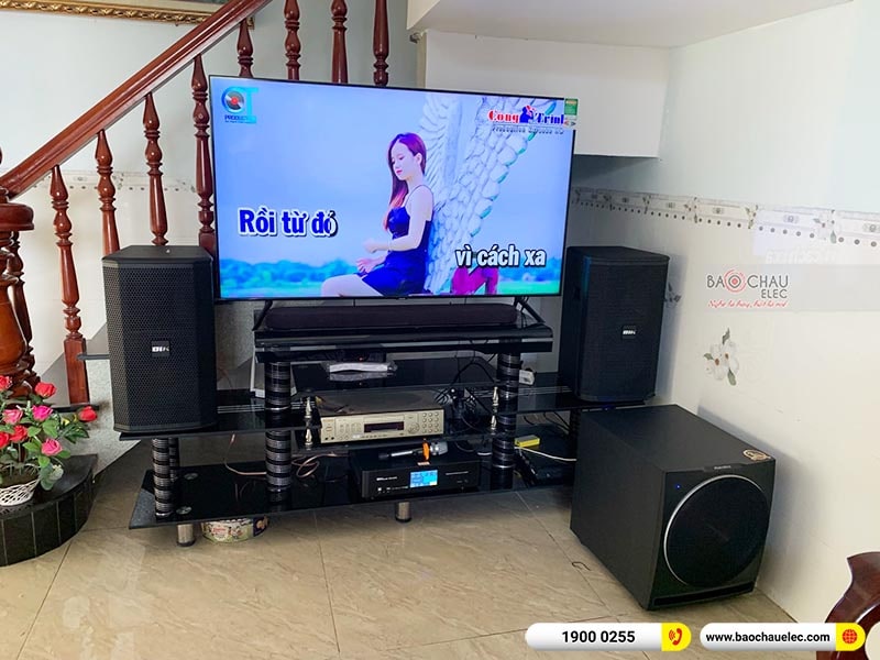 Dàn karaoke của gia đình anh Quyền