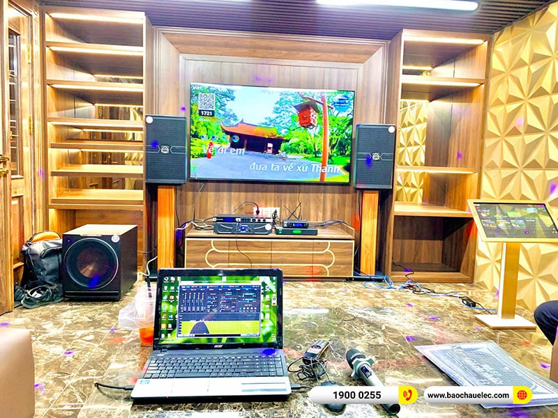 Dàn karaoke của gia đình chị Trinh