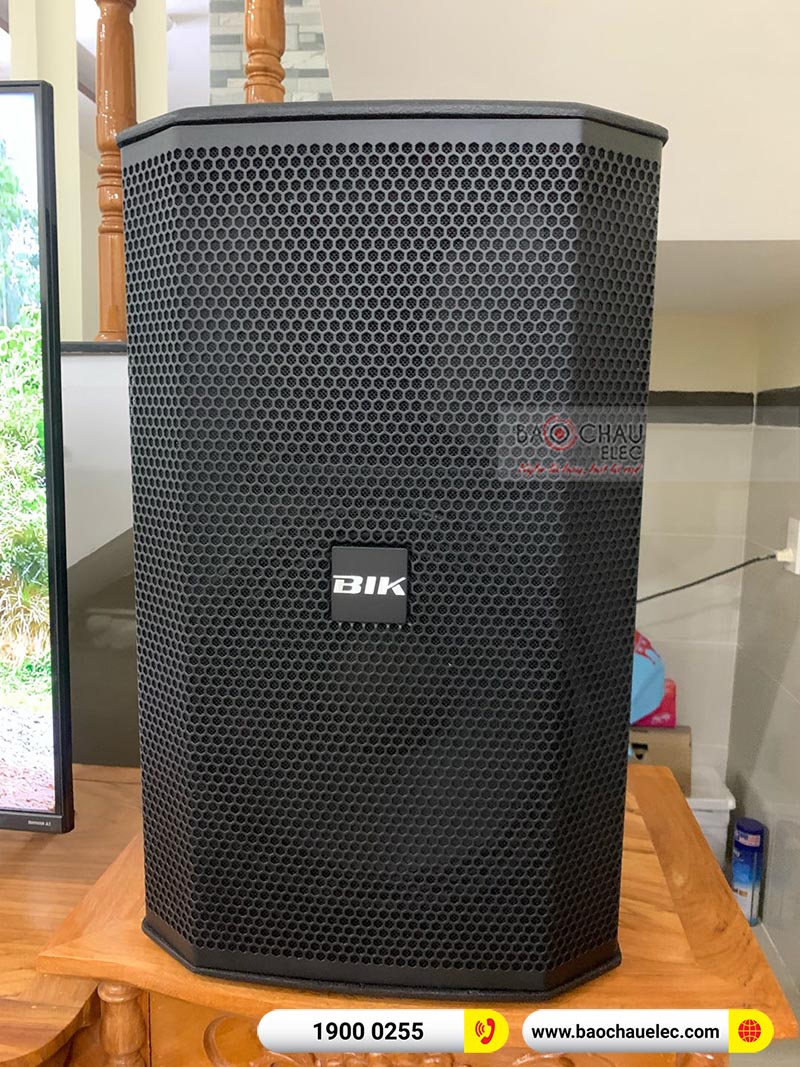 Dàn karaoke của gia đình anh Tân