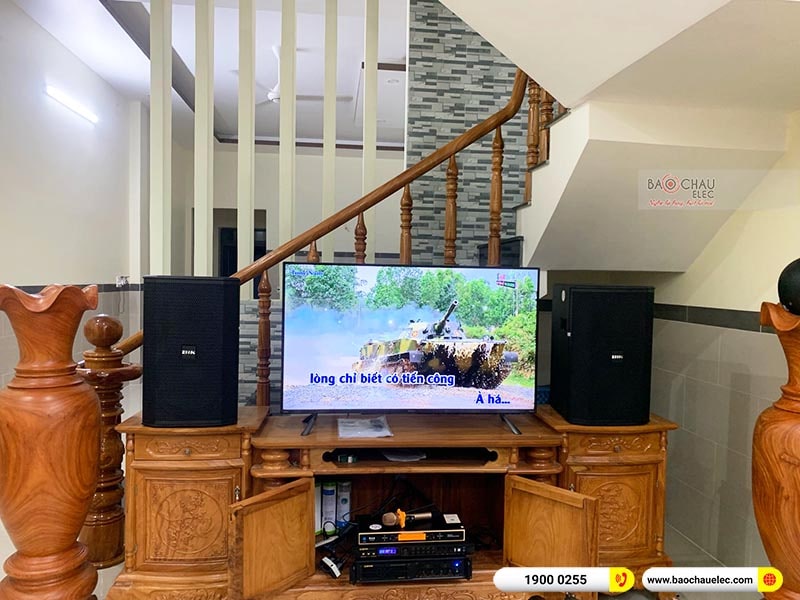 Dàn karaoke của gia đình anh Tân