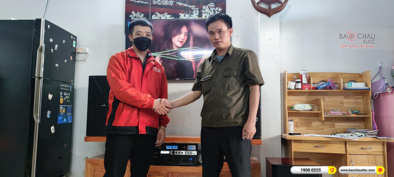 Dàn karaoke của gia đình anh Ưng