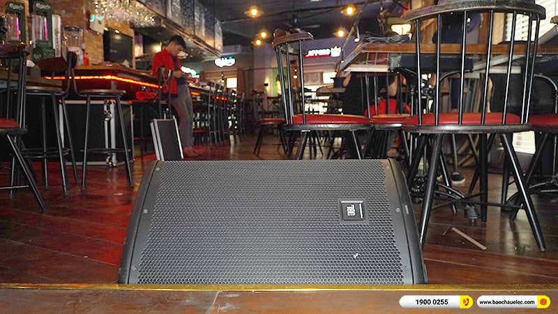 Lắp đặt dàn âm thanh trị giá gần 200 triệu cho quán Cheers Craft Beer & Steak tại Hà Nội