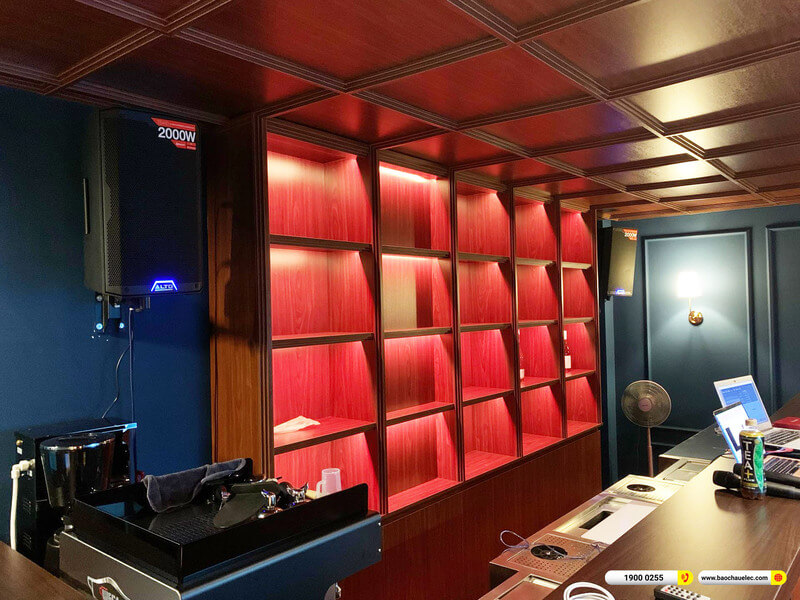 Lắp đặt dàn âm thanh Alto gần 32tr cho quán lounge Post Box ở TPHCM