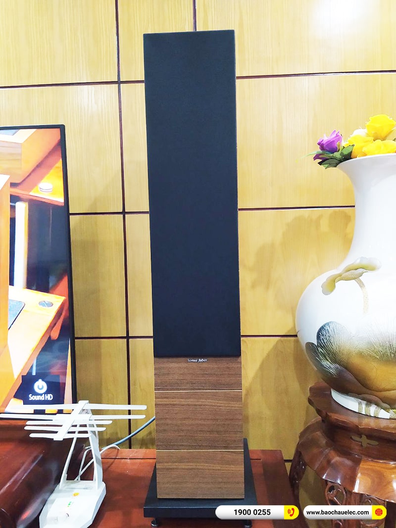 Lắp đặt d&agrave;n nghe nhạc trị gi&aacute; hơn 80 triệu cho anh Dũng tại H&agrave; Nội