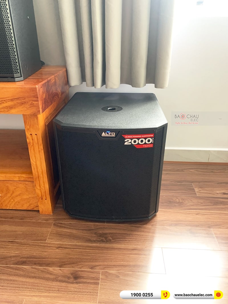 Lắp đặt d&agrave;n karaoke trị gi&aacute; hơn 100 triệu cho anh Trang tại TPHCM