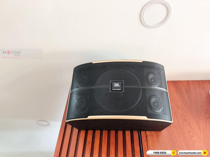 Lắp đặt d&agrave;n karaoke trị gi&aacute; gần 100 triệu cho chị Linh tại H&agrave; Nội