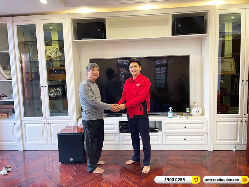 Lắp đặt dàn karaoke trị giá hơn 100 triệu đồng cho chị Xuyến ở Hà Nội