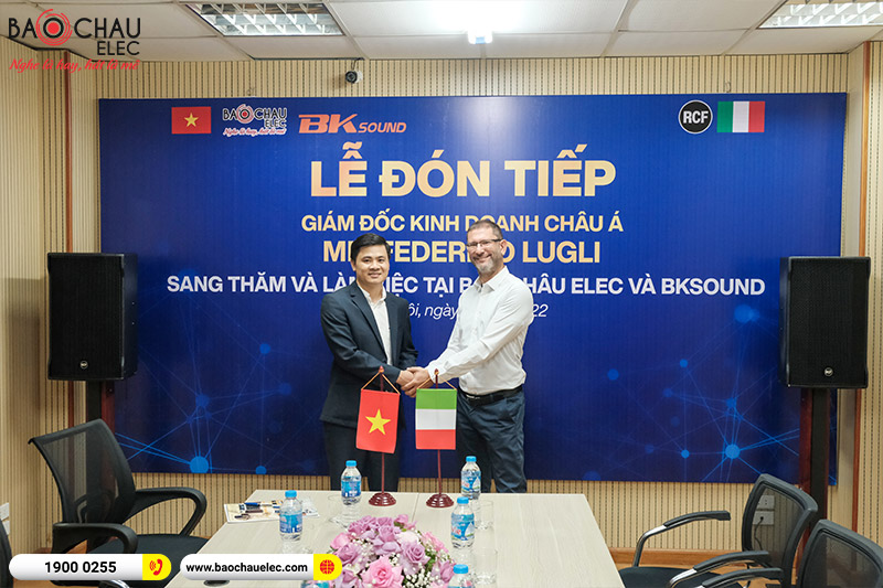 Giám đốc RCF khu vực Châu Á Mr.Federico Lugli có chuyến ghé thăm và làm việc tại Bảo Châu Elec