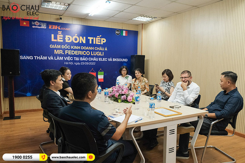 Giám đốc RCF khu vực Châu Á Mr.Federico Lugli có chuyến ghé thăm và làm việc tại Bảo Châu Elec