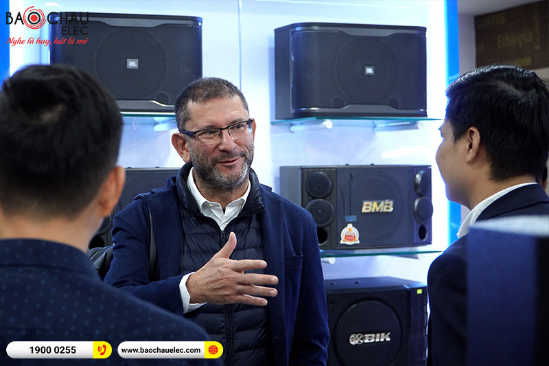 Giám đốc RCF khu vực Châu Á Mr.Federico Lugli có chuyến ghé thăm và làm việc tại Bảo Châu Elec