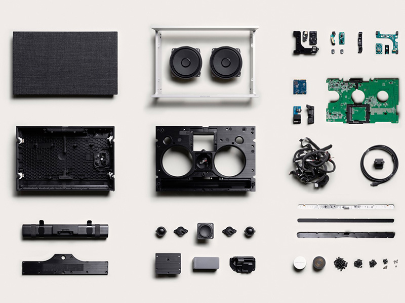 Loa Beosound Level Gold Tone