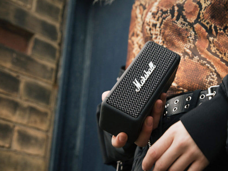 Loa Marshall Emberton