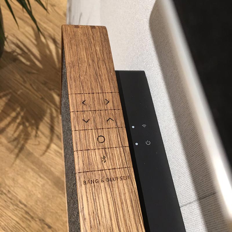 Loa Beosound Stage Smoked Oak Limited Edition