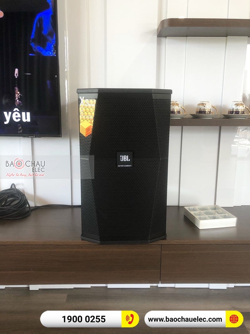 Dàn karaoke của gia đình anh Tuyến