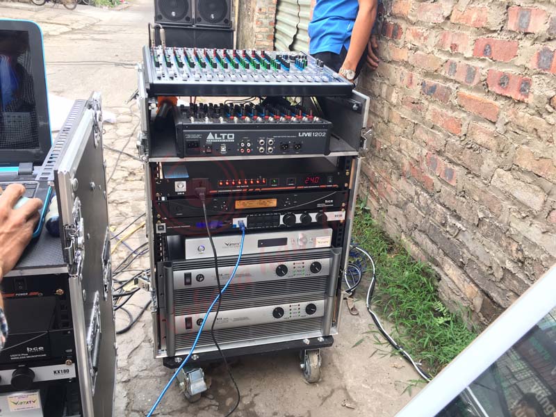 Tủ rack 12U (Mixer) thực tế