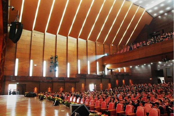 Lắp đặt dàn âm thanh sân khấu cho trường Liên Cấp Tây Hà Nội