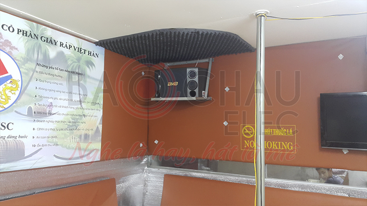 Phong hat gia dinh cao cap o Van Phuc Thuong Tin - 02