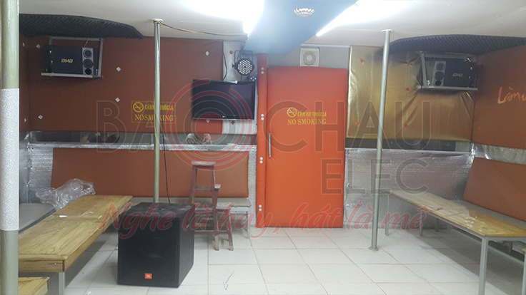 Phong hat gia dinh cao cap o Van Phuc Thuong Tin - 06